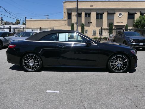 Used 2020 Mercedes-Benz E 450 Cabriolet image 2