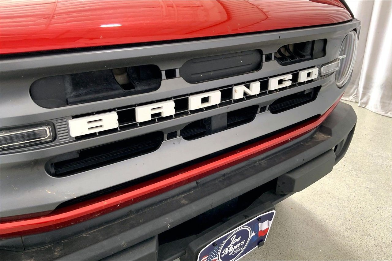 Used 2024 Ford Bronco Big Bend w/ Sasquatch Package AWD/4WD image 7