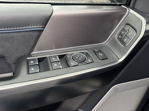 New 2026 Ford F250 Platinum image 17