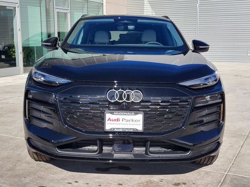 New 2025 Audi Q6 e-tron Premium image 5