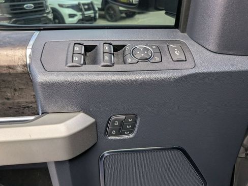 Used 2022 Ford F350 Lariat w/ Lariat Ultimate Package AWD/4WD image 20