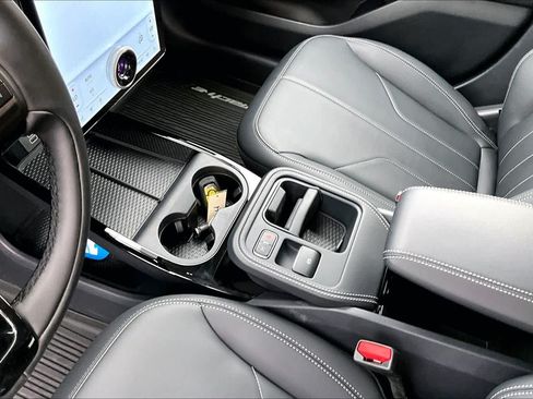 Used 2026 Ford Mustang Mach-E Select w/ Comfort Package Lite RWD image 17