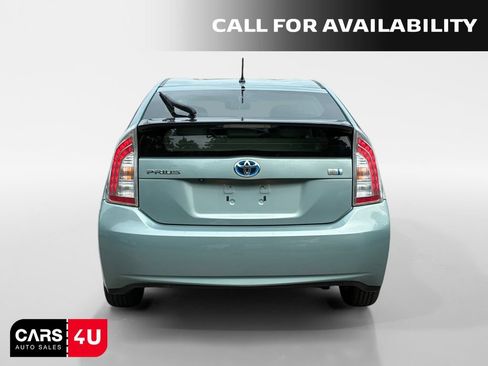 Used 2015 Toyota Prius Two FWD image 6