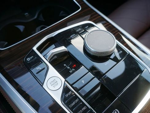 New 2026 BMW X5 xDrive40i w/ Climate Comfort Package image 20