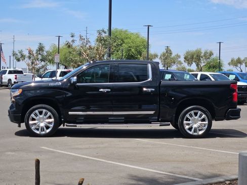Used 2024 Chevrolet Silverado 1500 High Country w/ High Country Premium Package AWD/4WD image 5