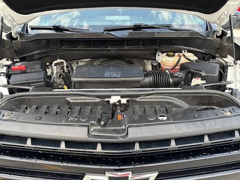 Used 2022 Chevrolet Silverado 1500 LT Trail Boss w/ LPO, Dark Essentials Package AWD/4WD image 28