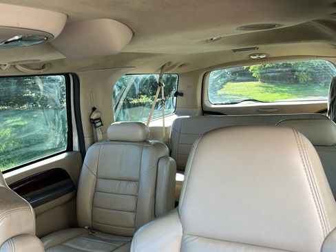 Used 2004 Ford Excursion Limited image 7