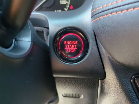 Certified 2025 Honda HR-V Sport image 24