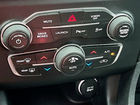 Used 2019 Dodge Charger Scat Pack RWD image 15