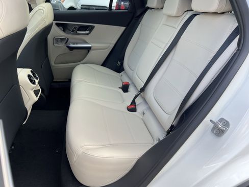 New 2026 Mercedes-Benz GLC 300 4MATIC image 30
