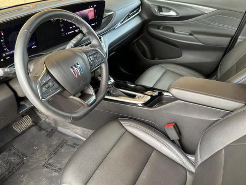 Certified 2025 Buick Envista Sport Touring FWD image 10