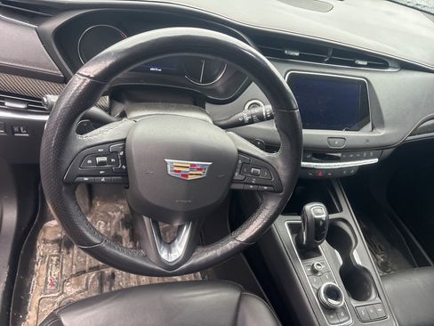 Used 2019 Cadillac XT4 Sport image 8