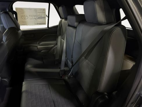 New 2026 Toyota 4Runner 4WD image 17