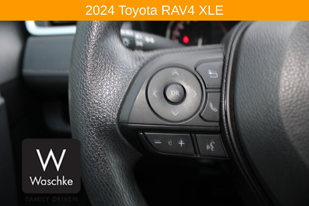 Used 2024 Toyota RAV4 XLE AWD/4WD image 26