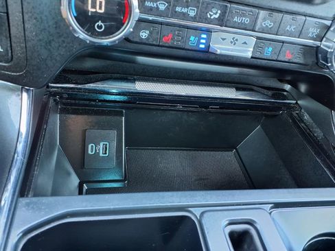 Used 2021 Ford F150 Lariat w/ Equipment Group 502A High image 41