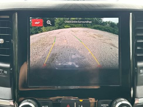 Used 2025 RAM 1500 Big Horn AWD/4WD image 31