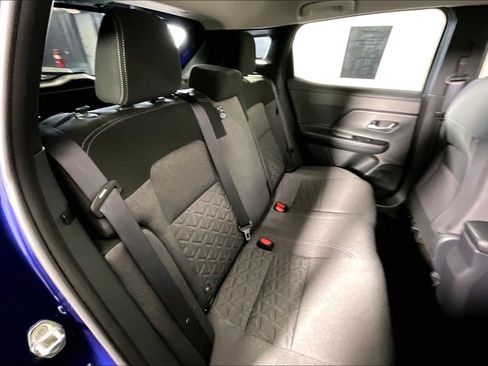 Certified 2025 Nissan Kicks SV w/ SV Premium Package AWD/4WD image 35