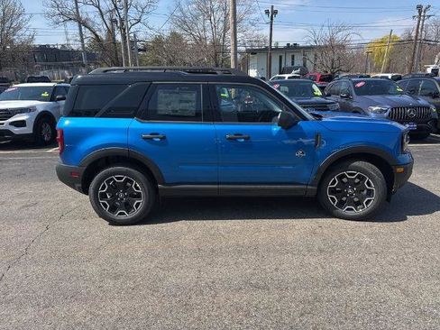 New 2026 Ford Bronco Sport Outer Banks w/ Outer Banks Tech Package+ AWD/4WD image 4