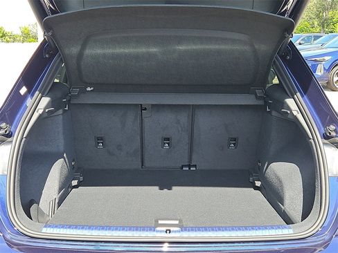 New 2025 Audi Q3 2.0T Premium image 6