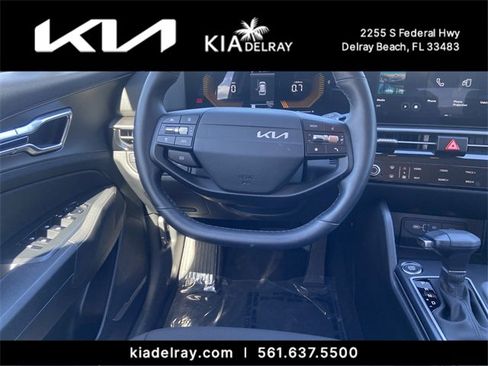 Used 2026 Kia Sportage LX w/ LX Convenience Package image 11
