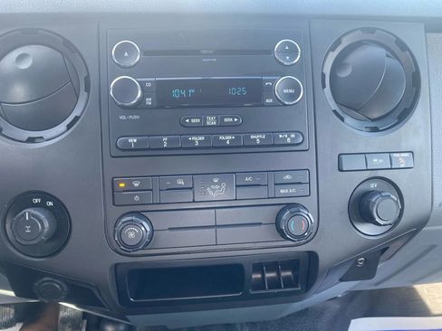 Used 2016 Ford F250 XL w/ XL Appearance Package image 8