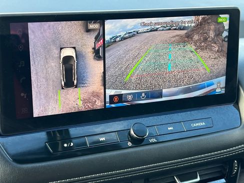 New 2026 Nissan Rogue Platinum image 24