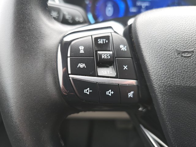 Used 2022 Ford Escape SEL w/ Technology Package AWD/4WD image 22