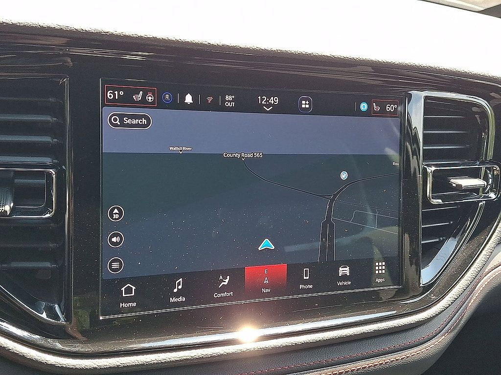 Used 2025 Dodge Durango GT AWD/4WD image 14
