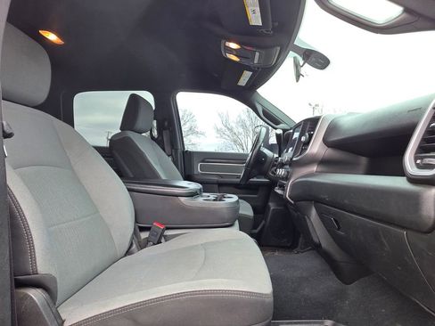 Used 2022 RAM 2500 Big Horn AWD/4WD image 23