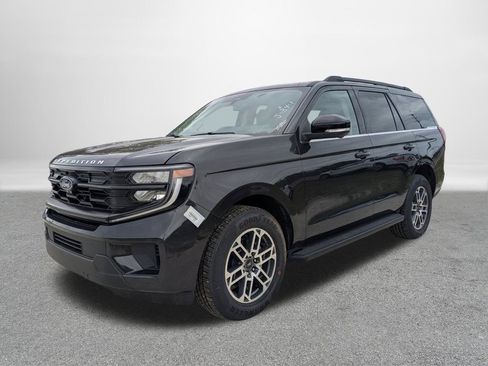 New 2026 Ford Expedition Active RWD image 7