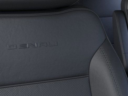 New 2026 GMC Yukon Denali AWD/4WD image 21