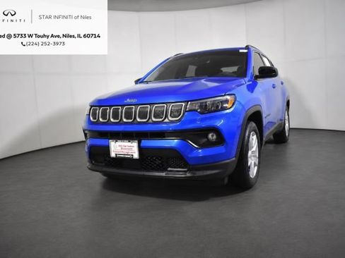 Used 2022 Jeep Compass Latitude FWD image 1