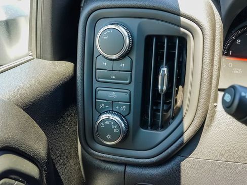 New 2026 GMC Sierra 2500 Pro w/ Convenience Package AWD/4WD image 17