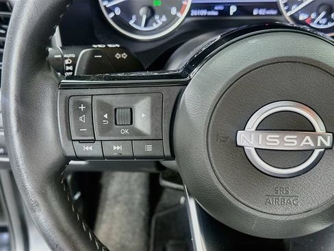 Used 2023 Nissan Rogue SL AWD/4WD image 22