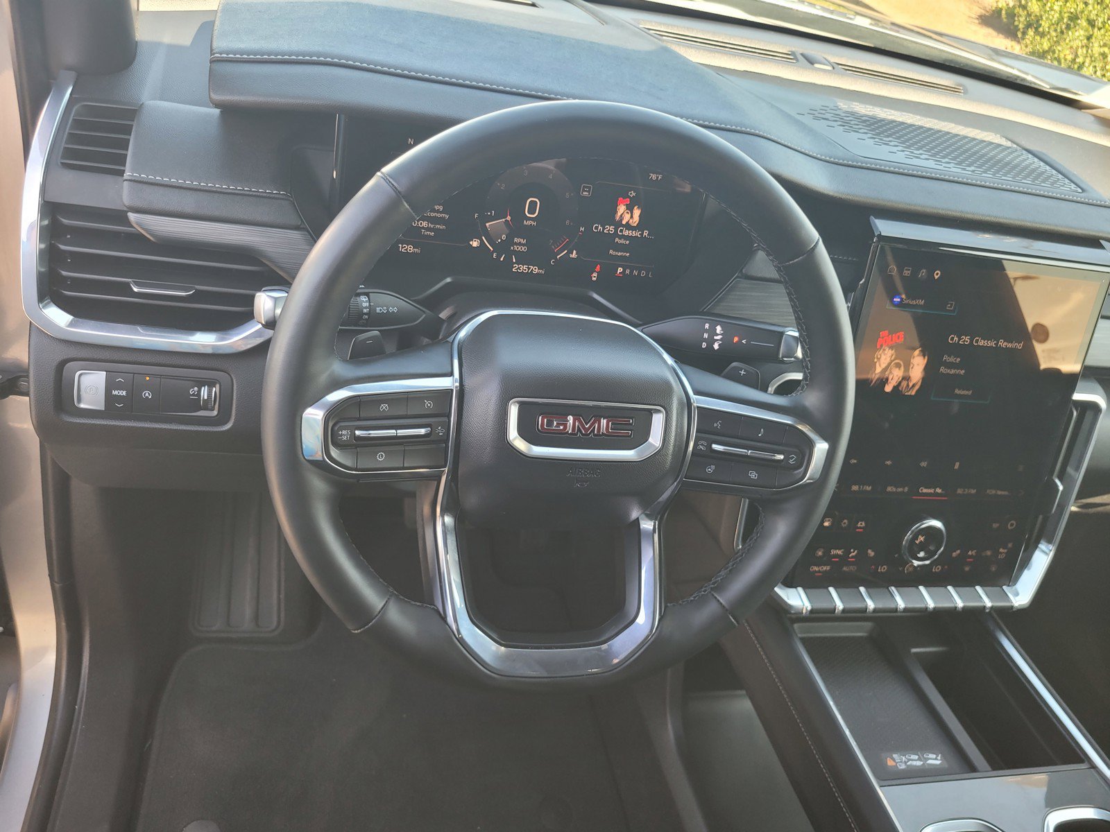 Used 2025 GMC Acadia Elevation FWD image 26