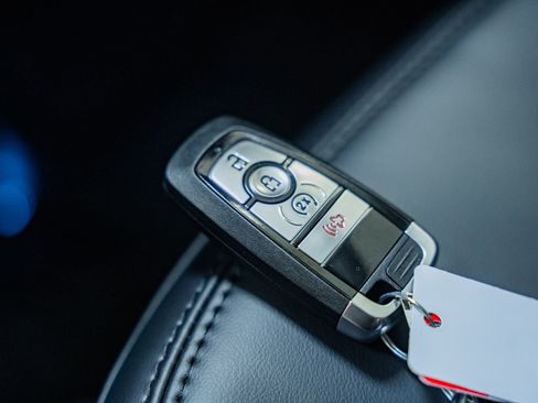 Certified 2026 Ford Maverick Lariat w/ Black Appearance Package image 50