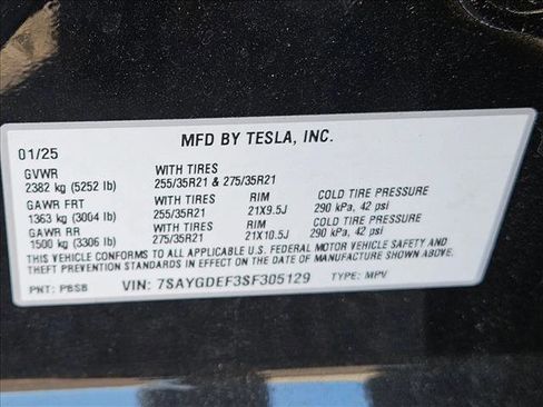 Used 2025 Tesla Model Y Performance image 16