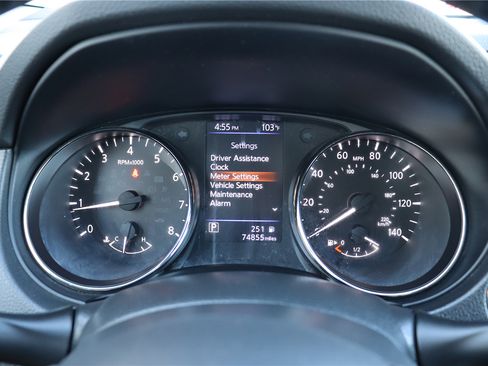 Used 2021 Nissan Rogue Sport SV FWD image 29