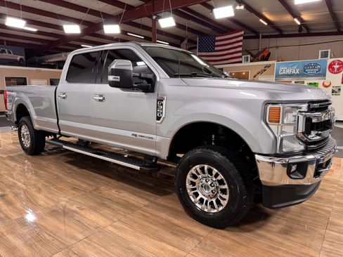 Used 2022 Ford F350 XLT w/ XLT Premium Package image 3