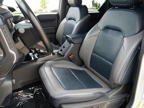 Used 2022 Ford Bronco Outer Banks image 13