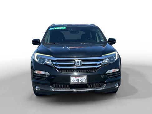 Used 2018 Honda Pilot Elite image 8