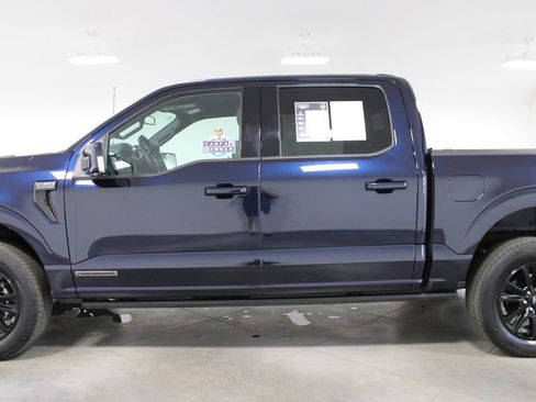 Used 2025 Ford F150 Platinum AWD/4WD image 6