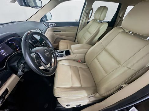 Used 2020 Jeep Grand Cherokee Limited RWD image 13