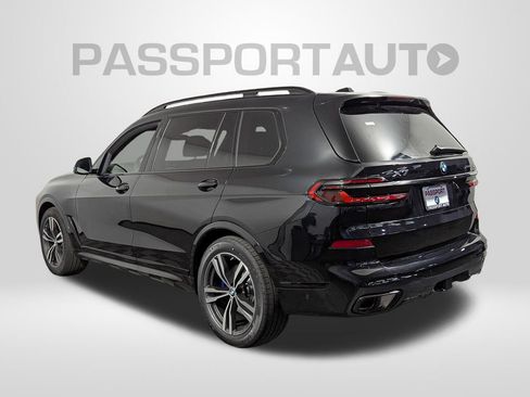 New 2026 BMW X7 xDrive40i w/ Executive Package image 3