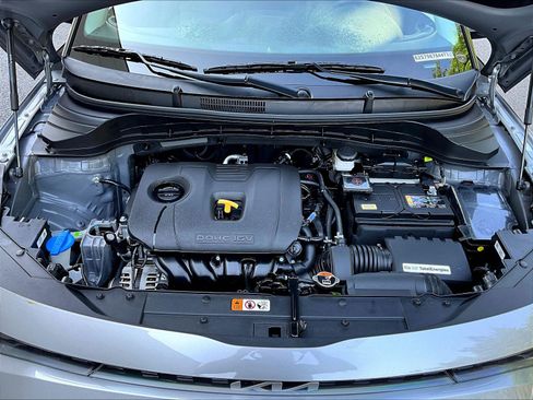 Certified 2025 Kia Soul LX w/ LX Technology Package FWD image 29