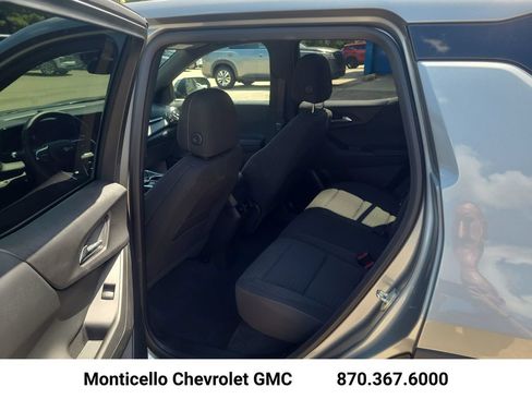 Certified 2026 Chevrolet Equinox LT FWD image 26