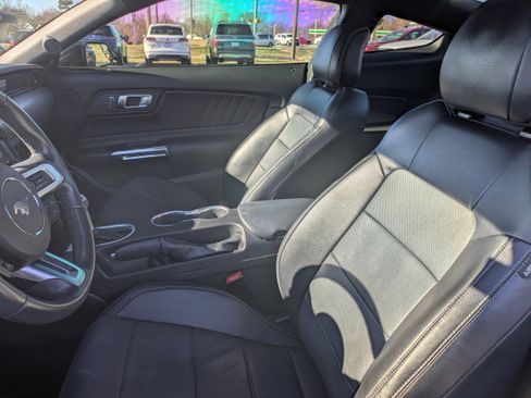 Used 2019 Ford Mustang GT Premium w/ Black Accent Package image 11