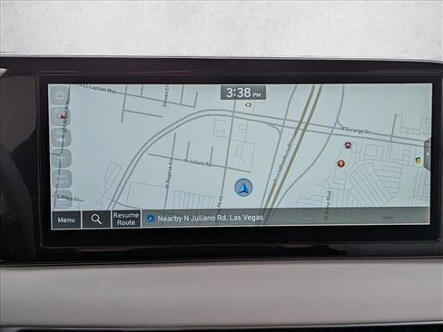Used 2024 Hyundai Palisade Limited FWD image 11