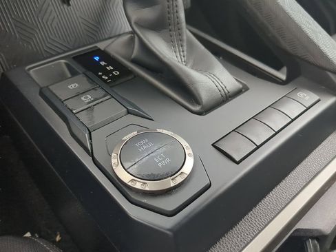 Used 2024 Toyota Tacoma SR5 image 27