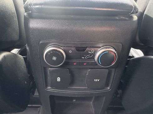 Used 2020 Ford Explorer XLT w/ Equipment Group 202A image 32